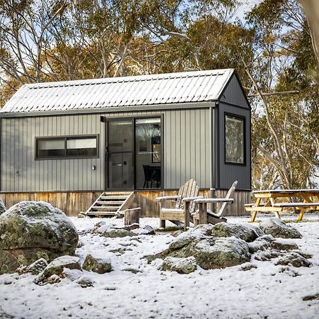 Big Yard Escapes - Two Off-Grid Tiny Houses On The Mowamba River Jindabyne Exterior foto